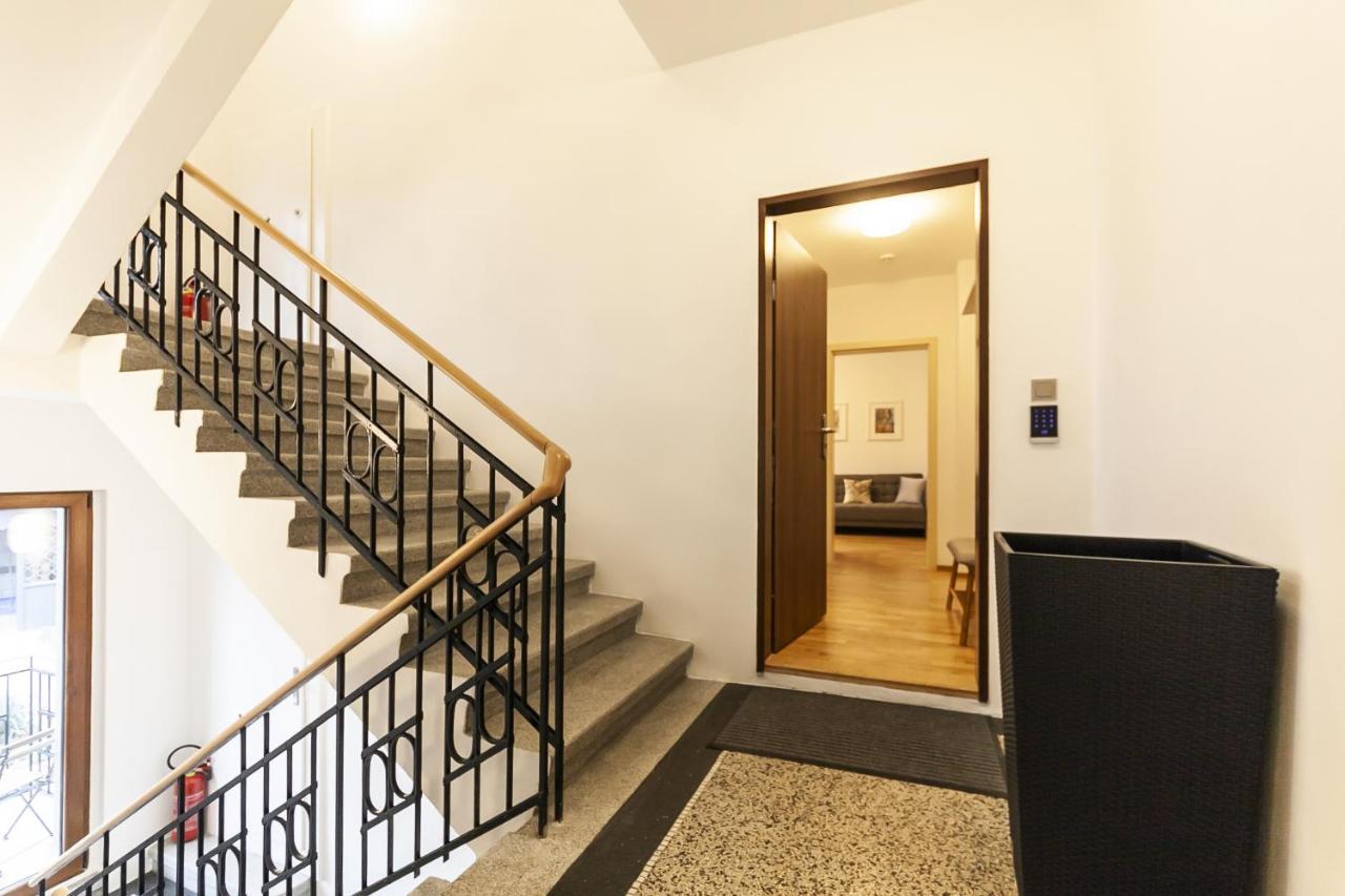 Апартаменты Prague Expat House Экстерьер фото